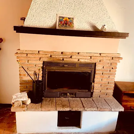 Apartment Alloggio In Vetta Alla Montagna *