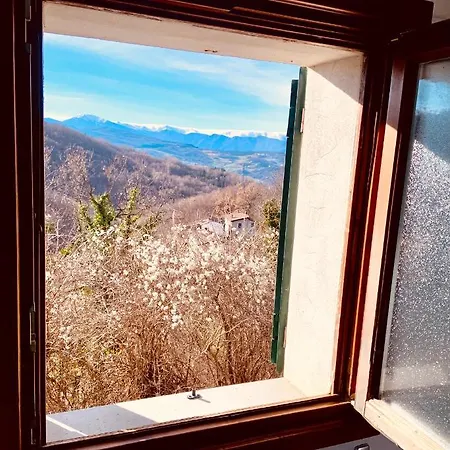 Apartment Alloggio In Vetta Alla Montagna *